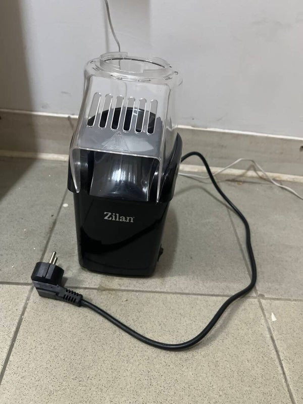 Popcorn maker- Electric ***