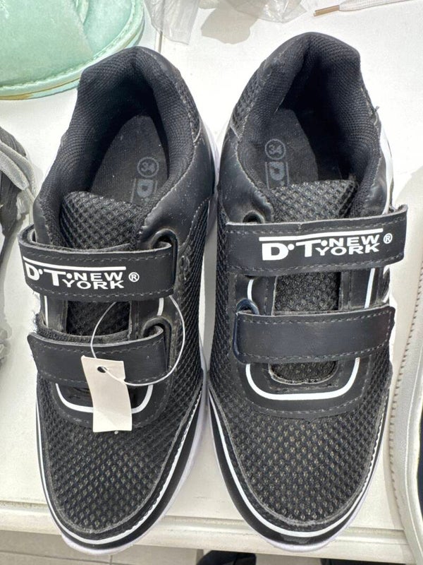Girls Shoes - Brand New - Size 34
