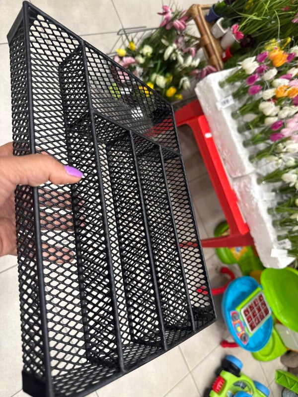Metal cutlery organizer- Supplies ***