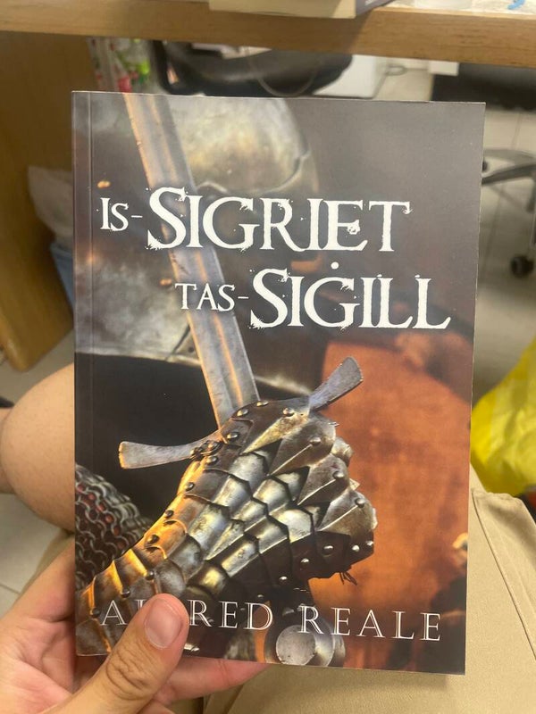 Is-Sigriet tas-Sigill - Books*