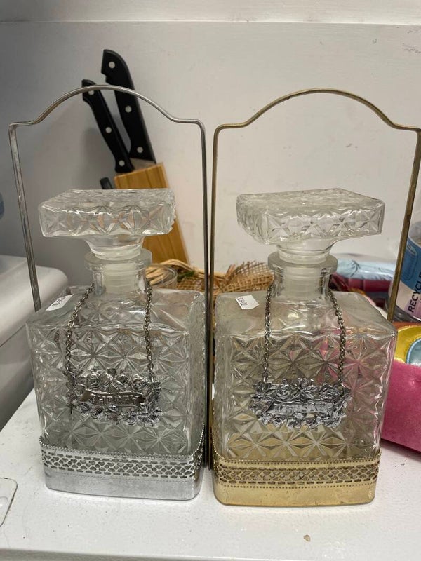 Liquid Decanter - Supplies - 6€ each ***