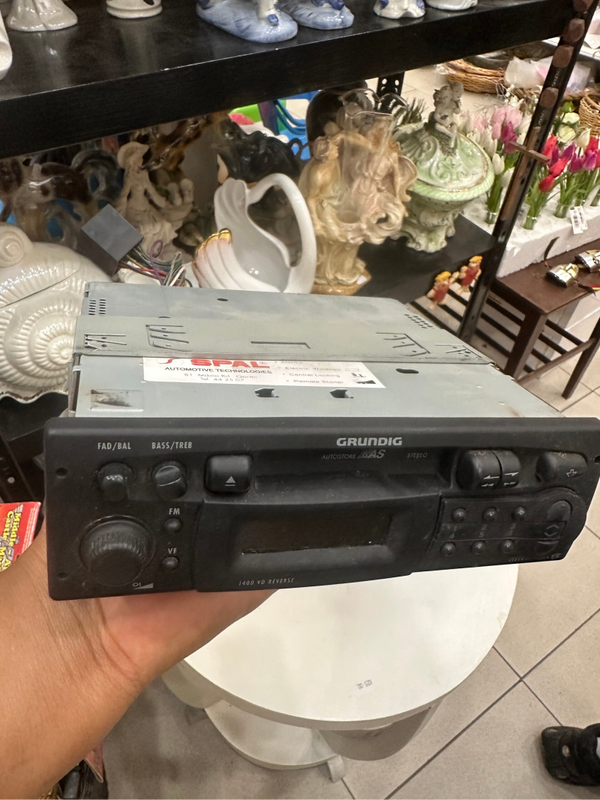 Grundvig Class Car Radio Cassette Stereo - Music