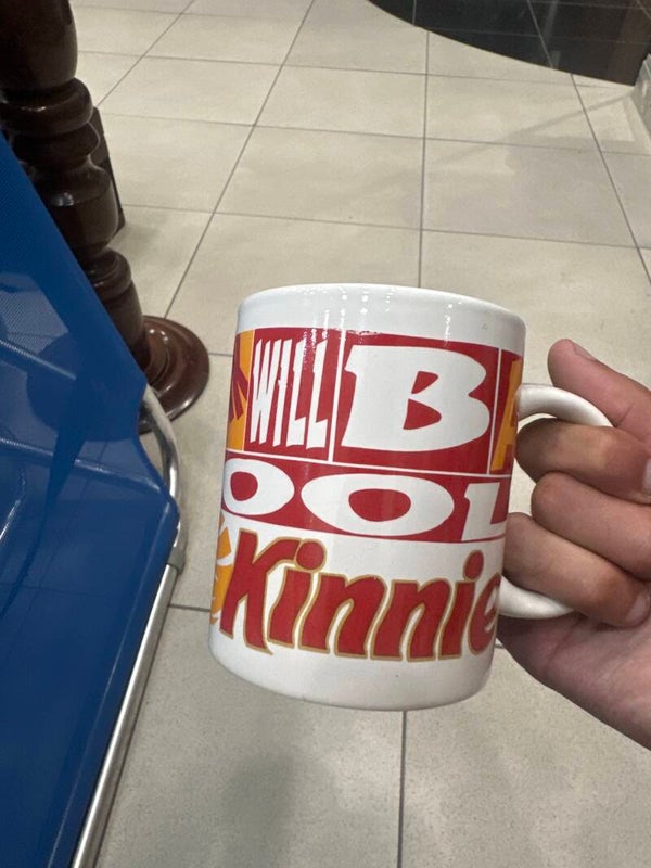 Kinnie Mug - Mugs*