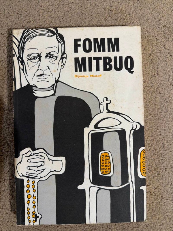 Fomm Mitbuq - Books