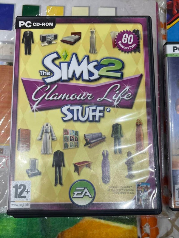 The Sims 2 Glamour Life stuff - Gaming*