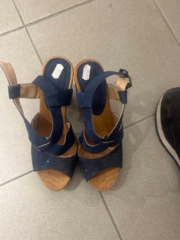 Women shoes - size: 39*