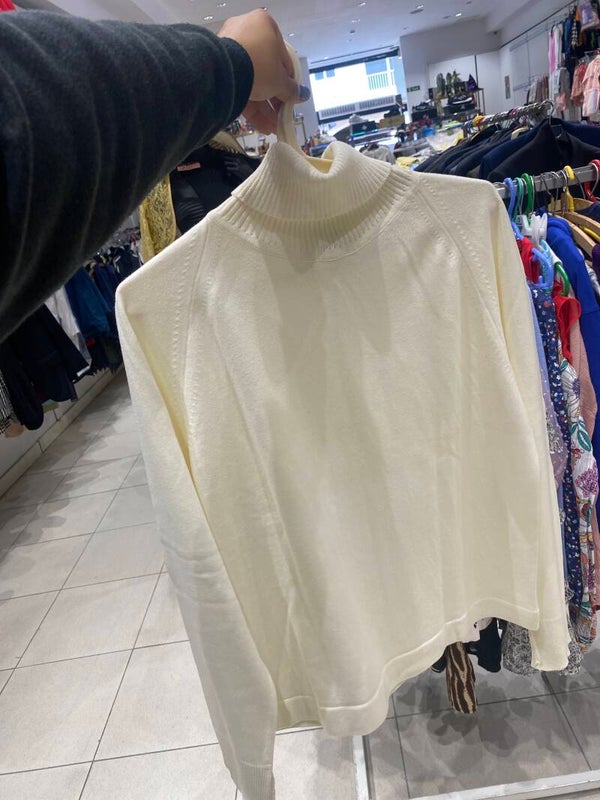 Women high neck  -Size Large