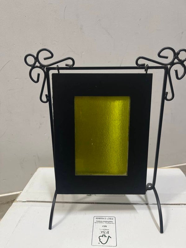 Metal stand photo frame- Frames***