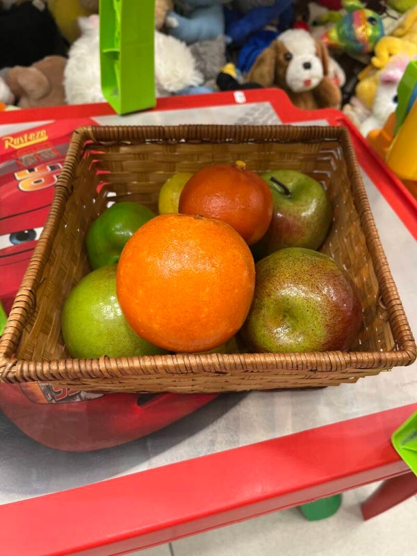 Artificial Fruits -Decor ***