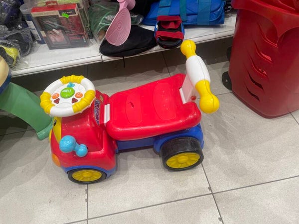 Walker Ride -Toys ***
