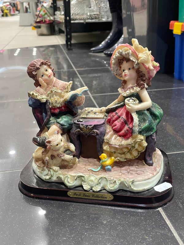 Park Lane Collection - Figurines
