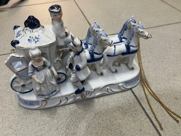 Blue & White Horse - Decor