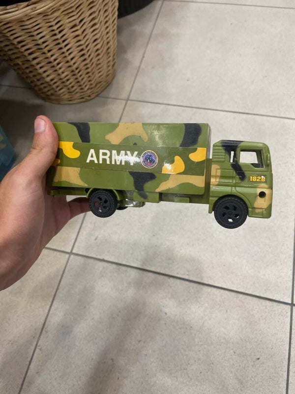 army 1828 Truck - Toys*