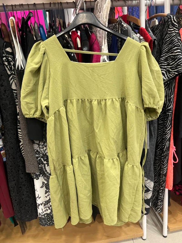 Women’s Dress - Size :-L
