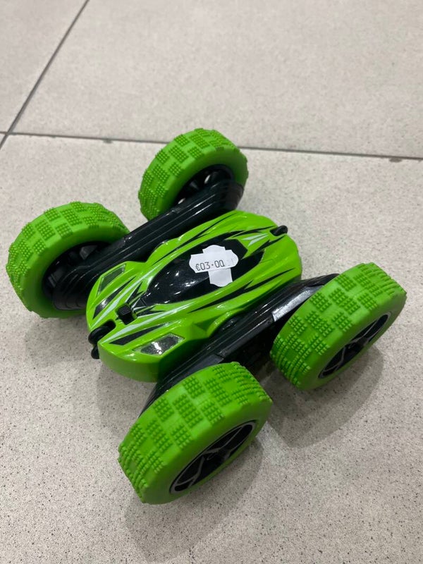 Double-Sided 360° Rotating RC Stunt Car - Toys