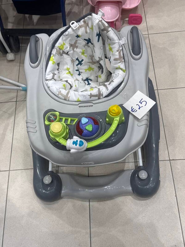 Baby Walker - babies*