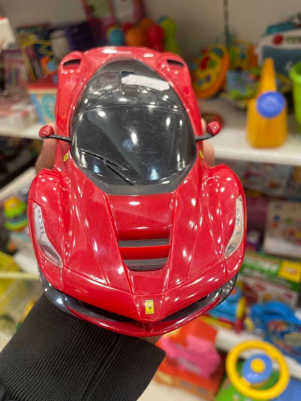 Ferrari car - Toys **