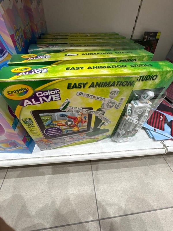Crayola Colour alive Animation studio- toys*