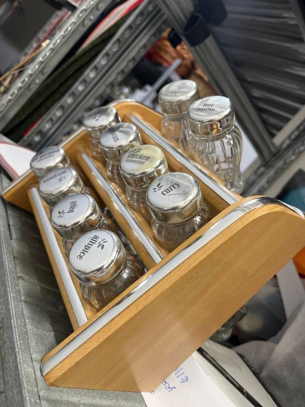 Wooden spice rack set- Supplies ***