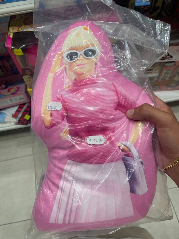 Barbie Cushion - Supplies*