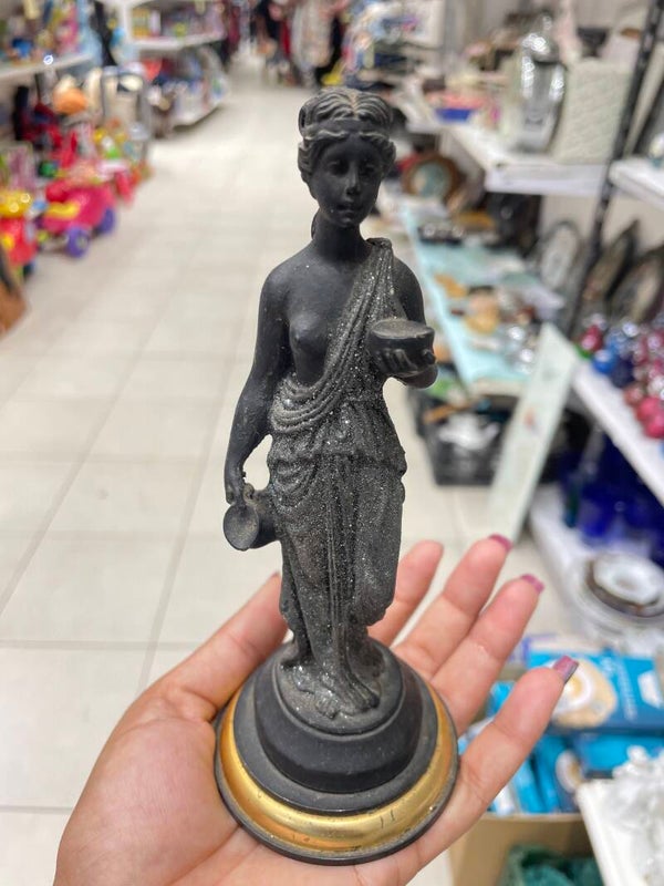 Figurine-Decor***