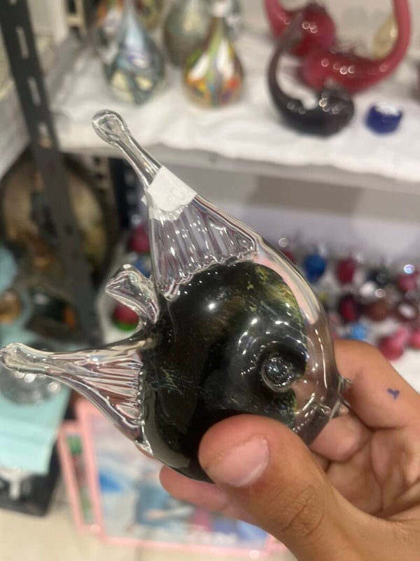 handblown Murano-style art glass fish figurine - figurines*