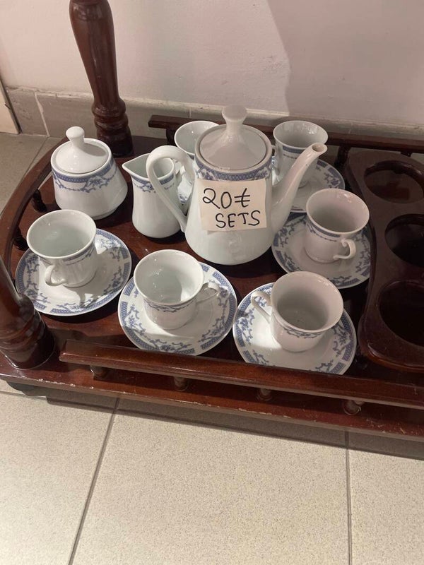 Porcelain coffee set with a blue and white pattern - supplies*