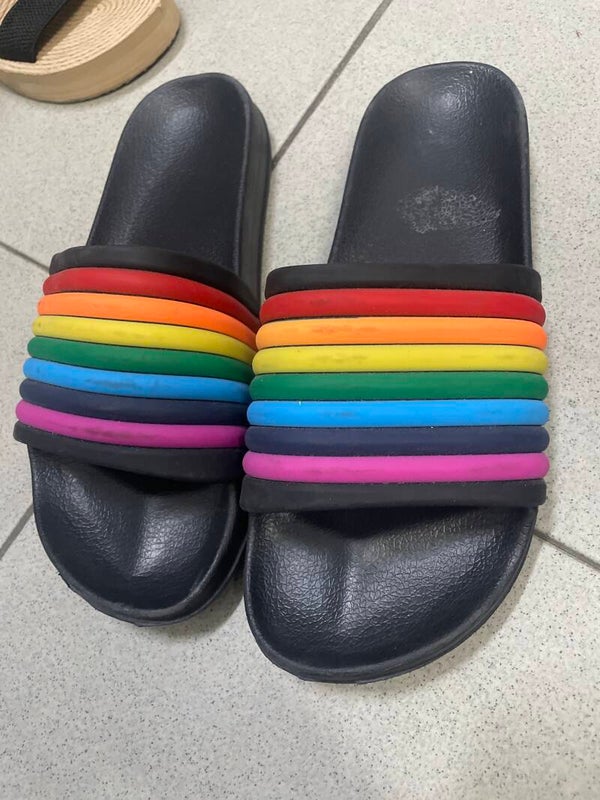 Women Rainbow Sliders - Size 39