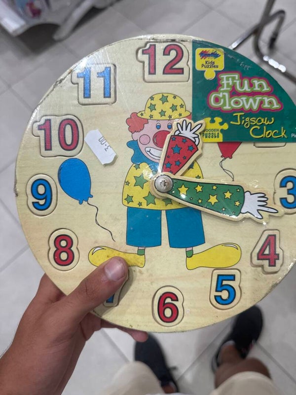 Wooden Clown Jigsaw clock - Movies*