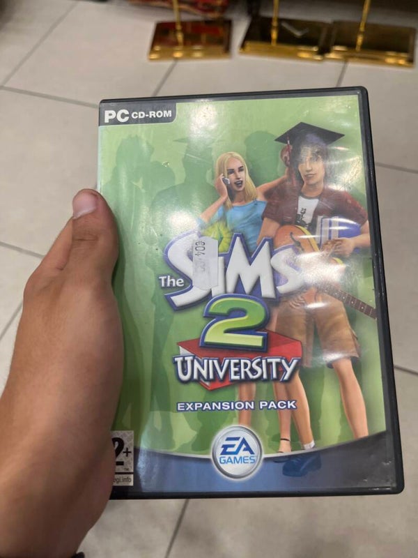 The Sims 2 University - Gaming*