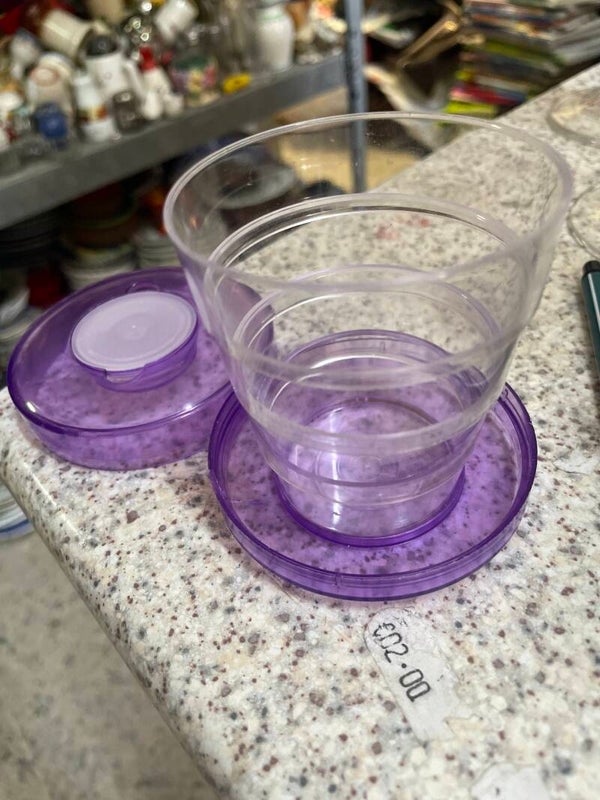 Plastic Cup - Opens & Closes - Travel