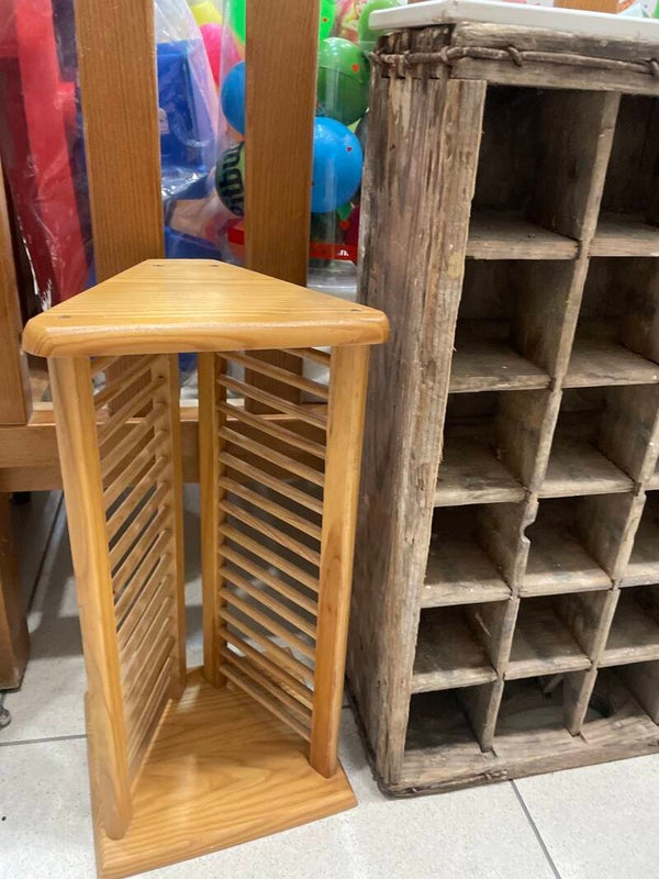 Wooden CD‘s Organizer -Supplies ***