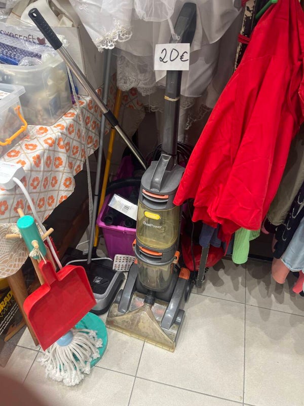 Dual Power Vacuum cleaner - Supplies*