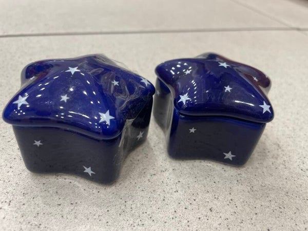 Ceramic trinkets box- Decor ***