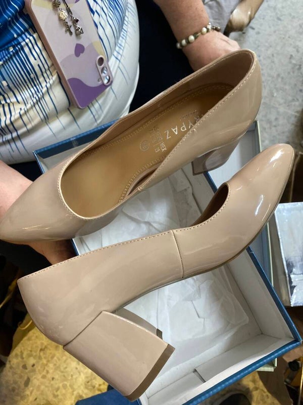 Women Shoes - Size 38