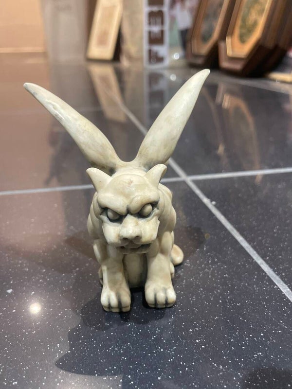 vintage beige gargoyle- figurine***