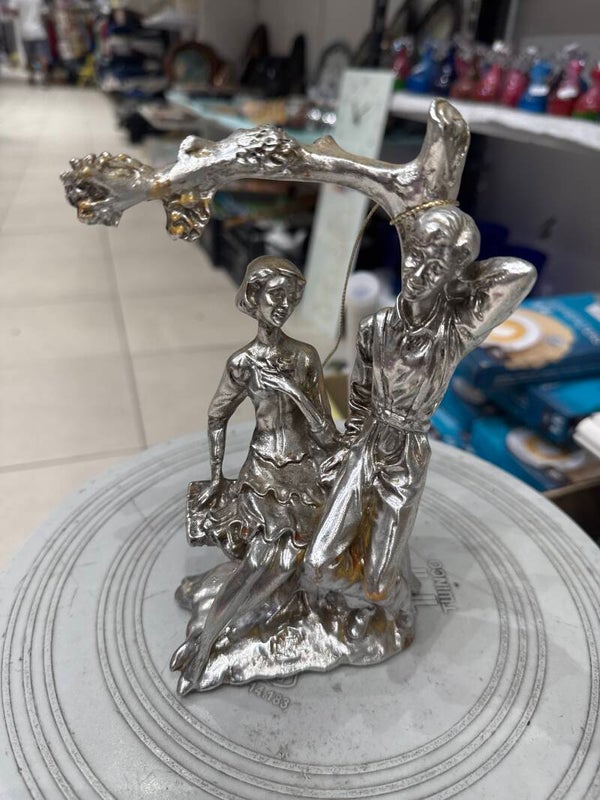 Vintage Sliver-Toned Couple Figurines-Decor***