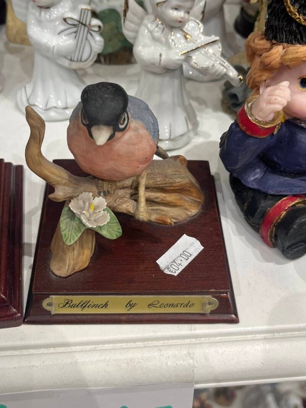 Bullfinch Bird Porcelain Figure - Figurines