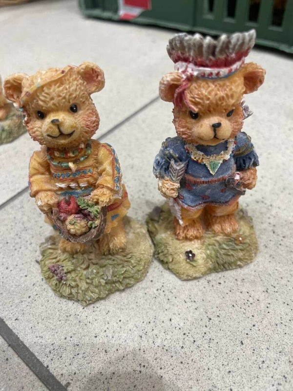 Boyd’s bear figurines-each 2€***