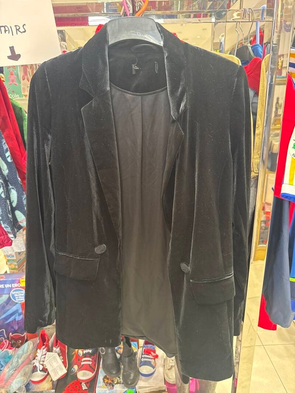 Women Blazer -Size Medium ***