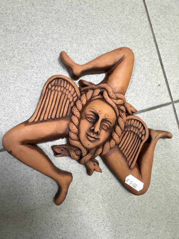 Terracotta trinacria sculpture- Decor***