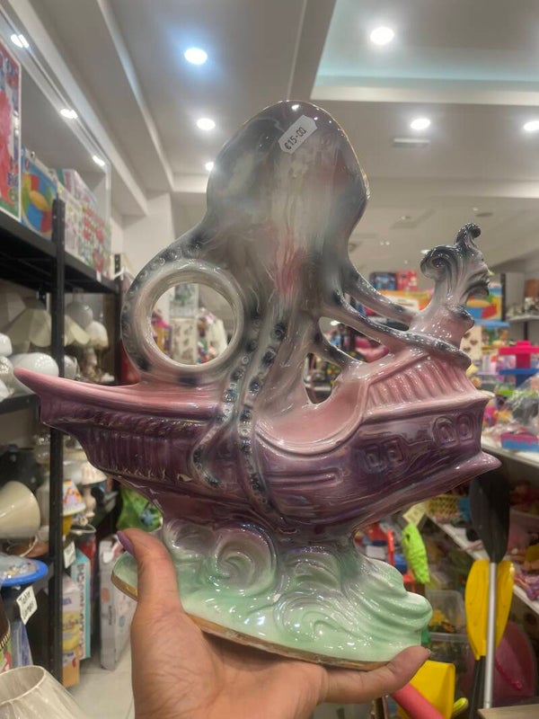 Vintage Ceramic Octopus- Vase ***