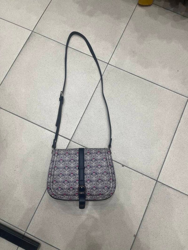 Elegant Women Bag - Bags