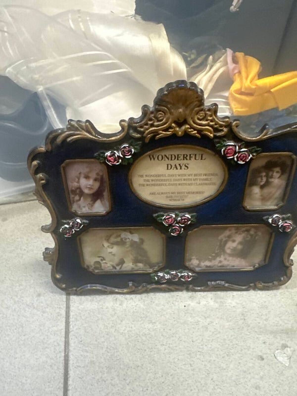 Wonderful days Picture frame - Frames*