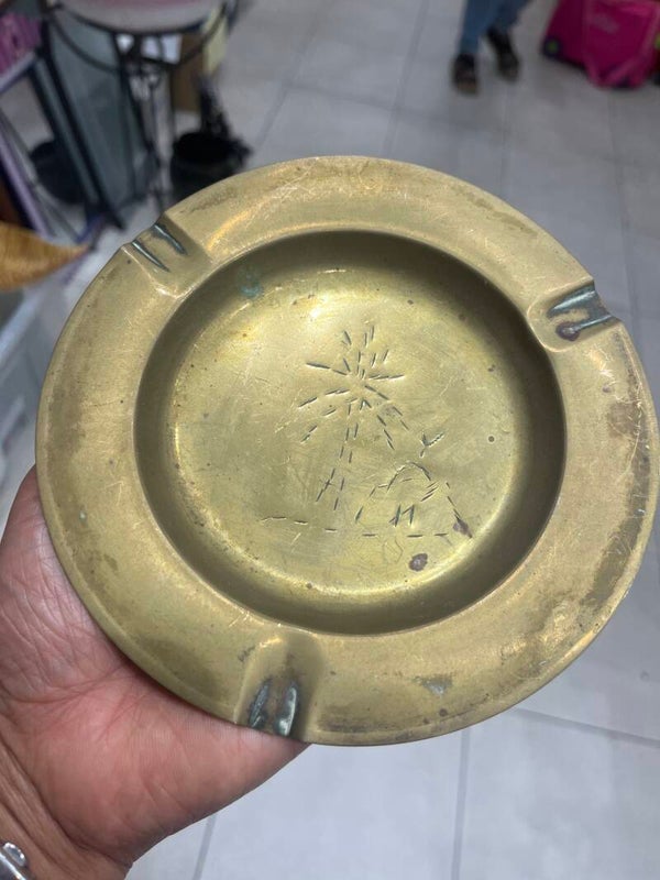 Vintage itched brass ashtray- Ashtray ***