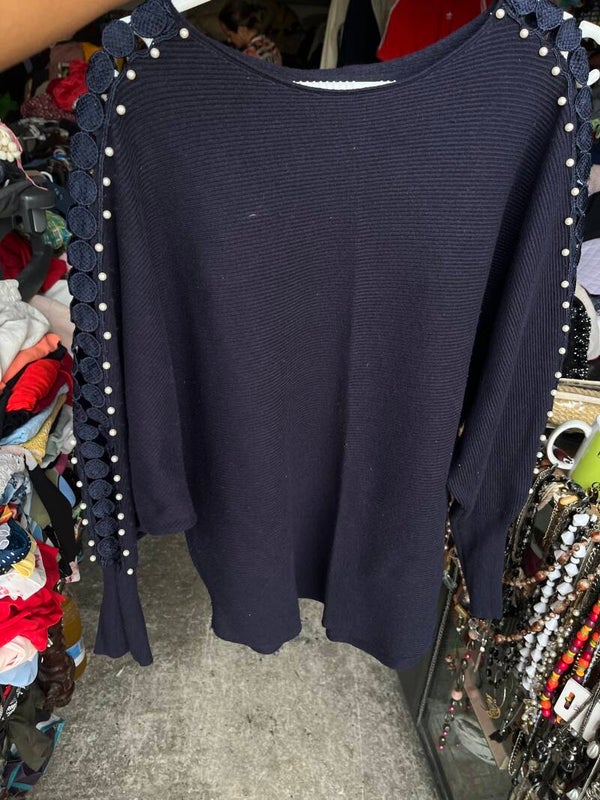 Women sweater size XL*