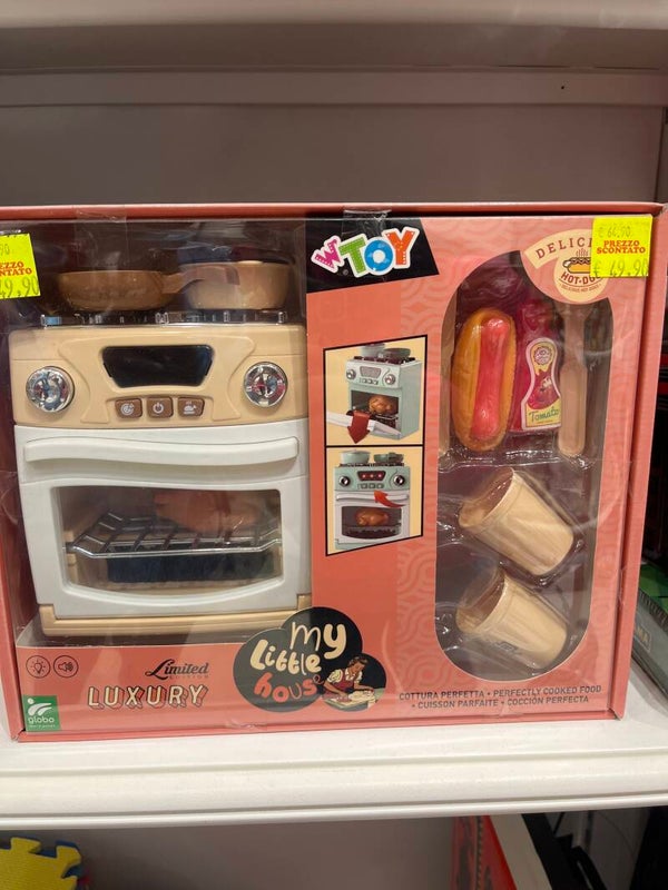 Kitchen Set - Brand New - Toys