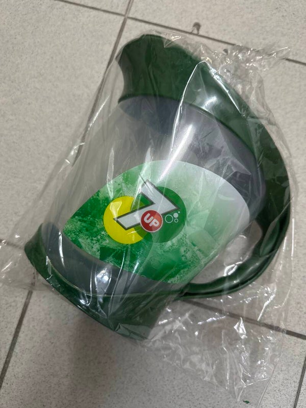 Brand new 7up pitcher- Supplies ***