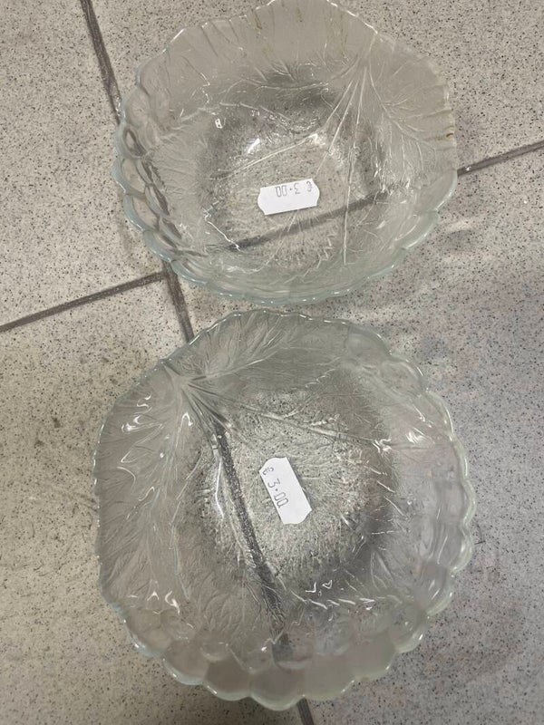 Glass bowl-each3€