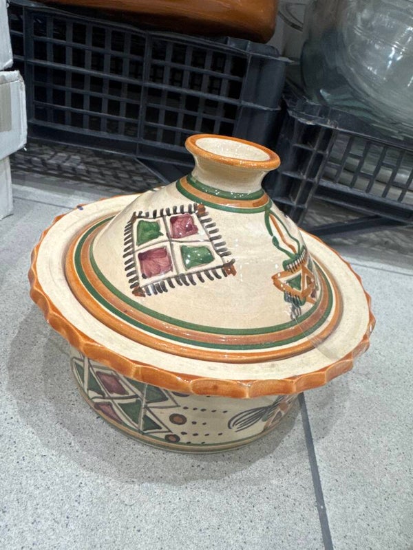 Ceramic Pot-Decor***